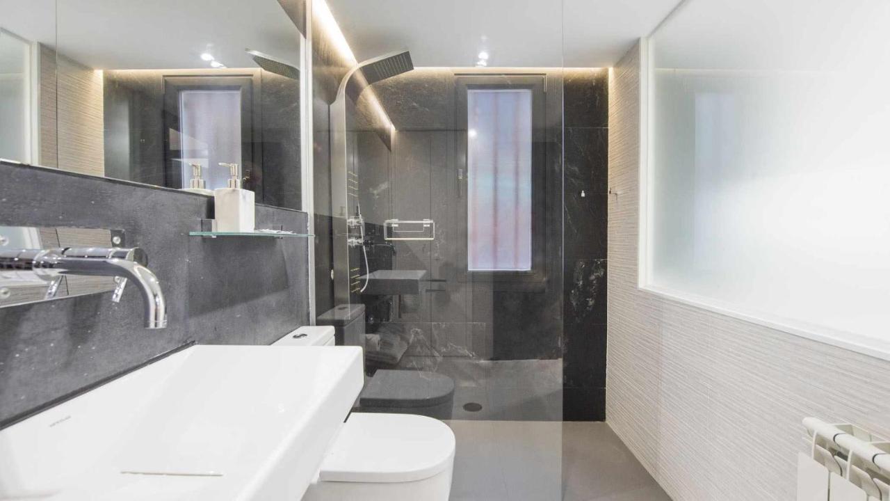 Apartamento Deluxe Cerca De La Catedral By Toledo Ap Екстер'єр фото
